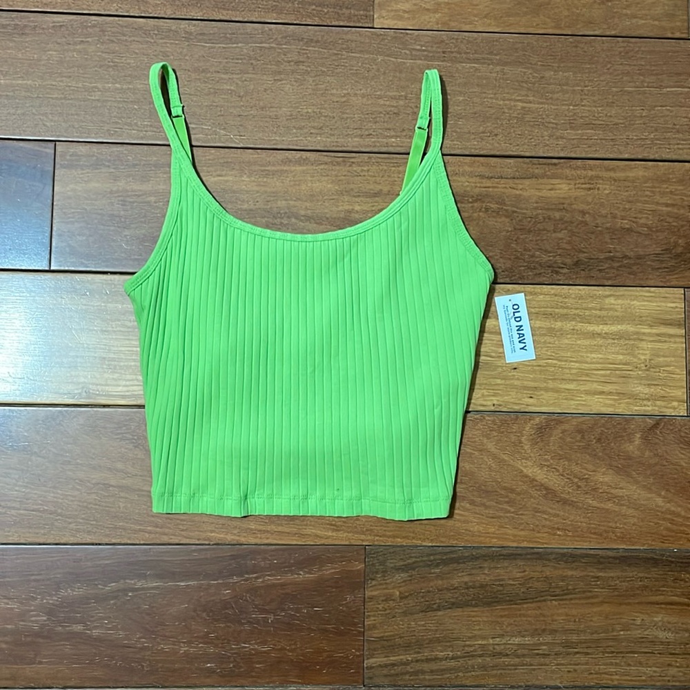 OLD NAVY cropped tank. NWT.